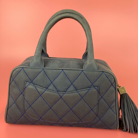 🚫SOLD🚫Chanel Around Suede Boston Bag - Picture 3 of 10